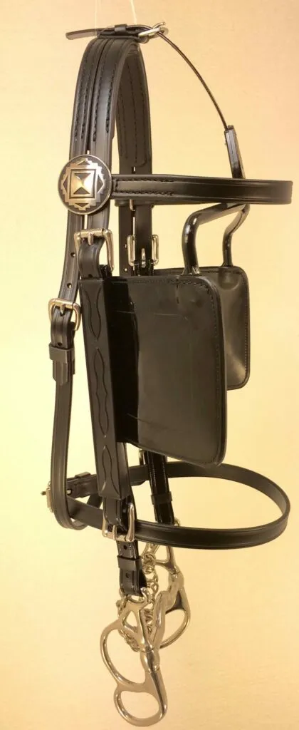 Breastplate Pleasure Driving Harness – Cob, Horse & Cross Sized (Cob, No Check, Square, Straight, Curved for Straight Shafts)